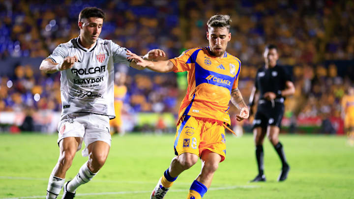 Jose Paradela, Fernando Gorriaran
