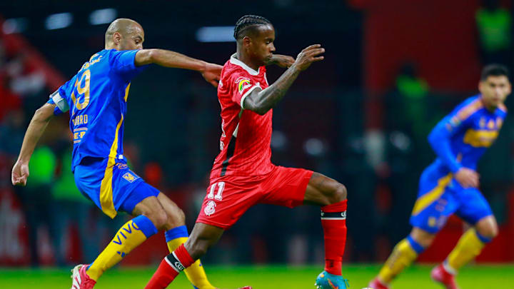 Helio Nunes, Guido Pizarro