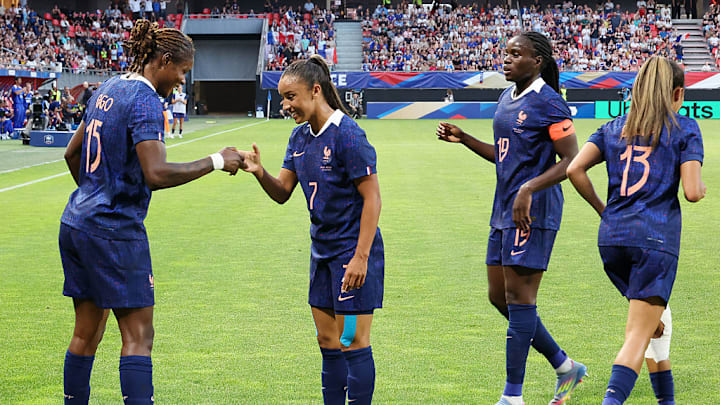 FBL-WOMEN-FRIENDLY-FRA-BEL