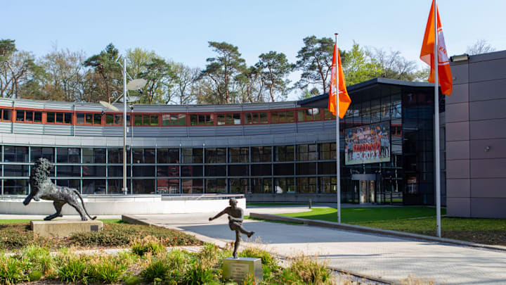 Netherlands Continues 'Intelligent Lockdown' Amid Coronavirus Outbreak