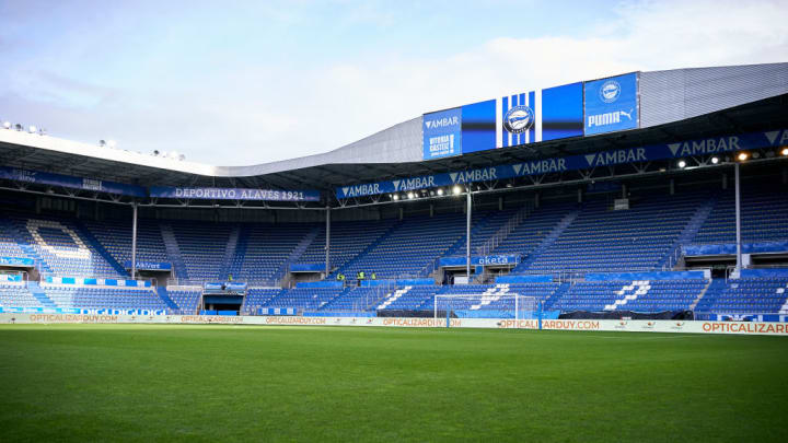 Deportivo Alaves v UD Las Palmas - LaLiga EA Sports