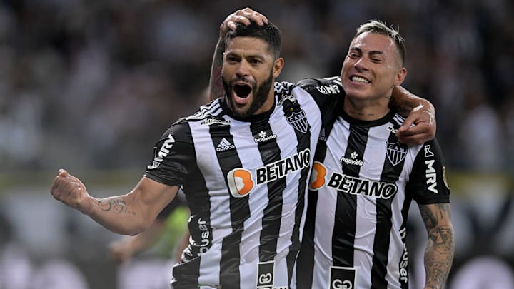 Hulk e Eduardo Vargas, atacantes do Atlético-MG