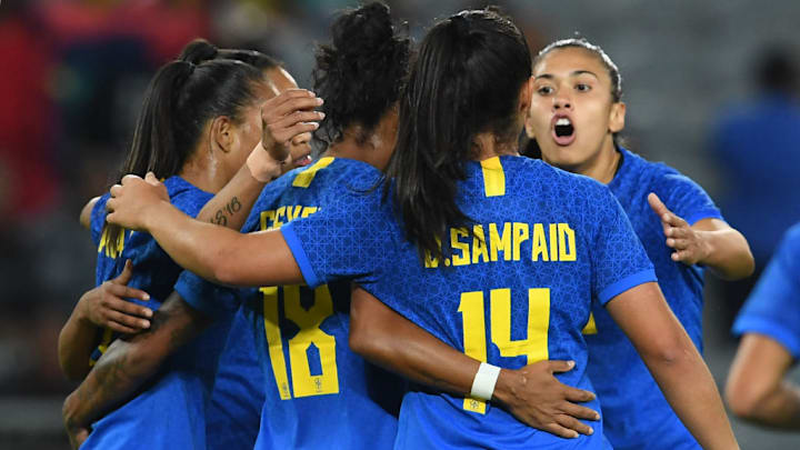 Seleção feminina comemora vitória sobre África do Sul em amistoso