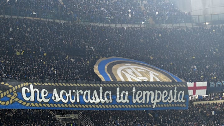 FC Internazionale v FC Porto: Round of 16 Leg One - UEFA Champions League