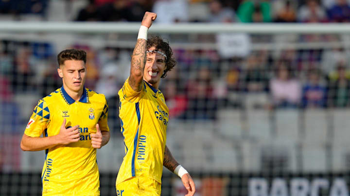 Fabio Silva, Mika Marmol
