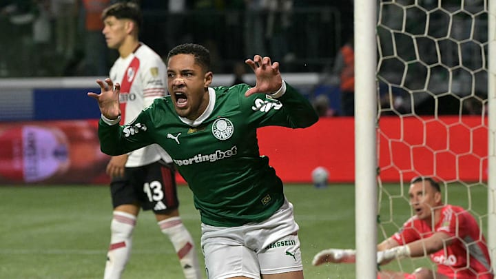 TOPSHOT-FBL-LIBERTADORES-PALMEIRAS-RIVER
