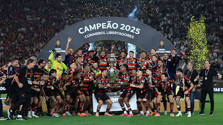 Giorgian de Arrascaeta, Bruno Henrique