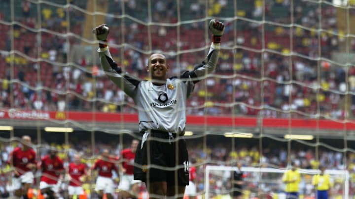 Tim Howard of Manchester United celebrates