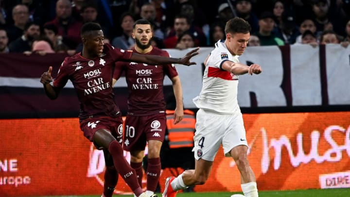 FBL-FRA-LIGUE1-METZ-PSG