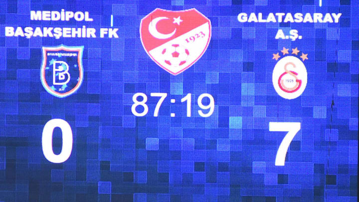 Istanbul Basaksehir v Galatasaray - Super Lig