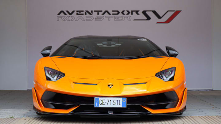 Uno de los regalos más costosos de Cardi B a Offset fue un auto Lamborghini 