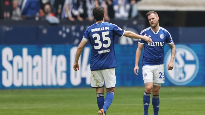 Schalke 04 will noch zwei neue Innenverteidiger