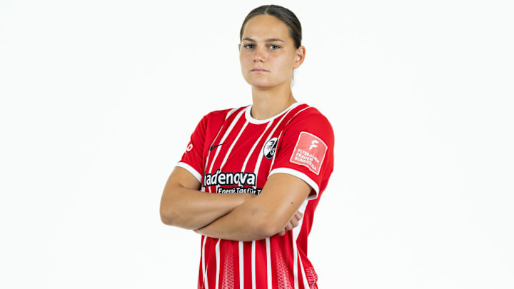 [Bild: 01jad808cgmymt2dc2s2.jpg]