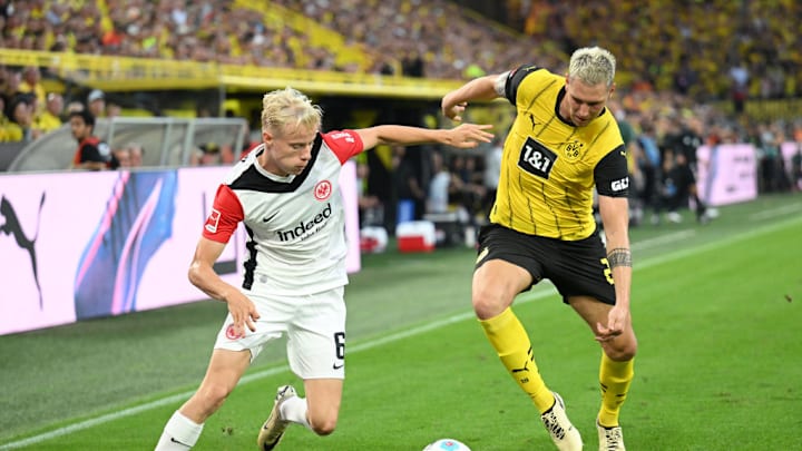 Oscar Hojlund, Niklas Suele