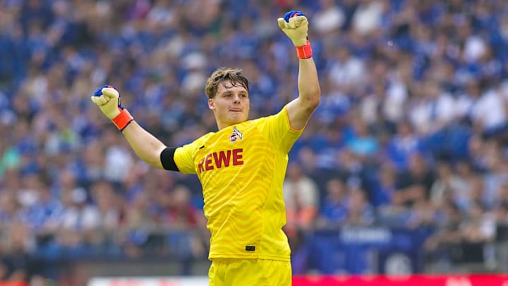 FC Schalke 04 v 1. FC Köln - Second Bundesliga