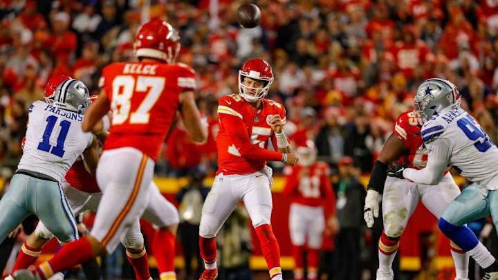 Patrick Mahomes y los Chiefs visitarán el AT&T para enfrentar a los Dallas Cowboys en Thanksgiving Day.