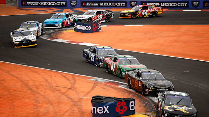 Daniel Suárez ganó la carrera Xfinity, pero debe buscar mejores resultados en Cup para confirmar su permanencia con Trackhouse Racing