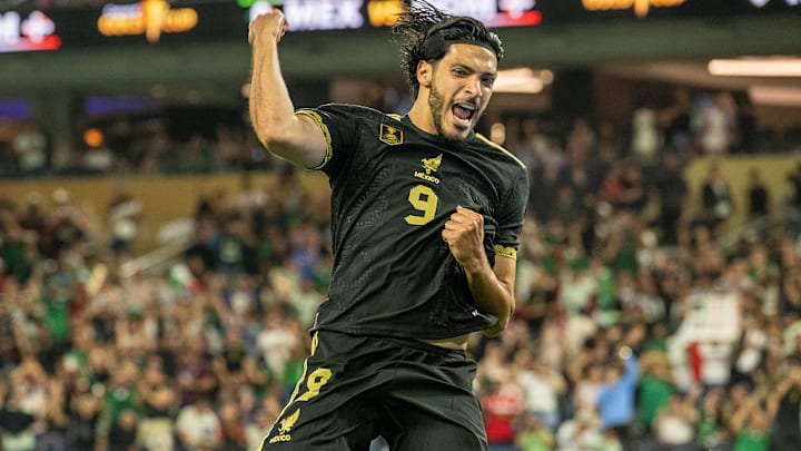 Raúl Jiménez anotó en el primer partido de México en la Copa Oro.