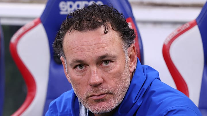 Gabriel Milito ya debutó a dos canteranos con Chivas en el Apertura 2025.