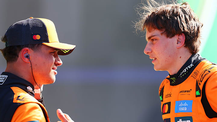 Lando Norris y Oscar Piastri, pilotos de la escudería McLaren.