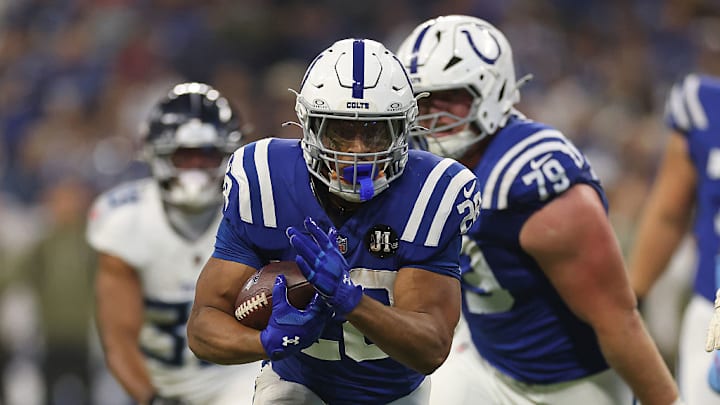 Jonathan Taylor y los Colts se miden a los Kansas City Chiefs.