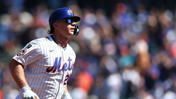 Pete Alonso llegará a los Orioles de Baltimore por cinco temporadas a cambio de 155 millones de dólares. Pete Alonso llegará a los Orioles de Baltimore por cinco temporadas a cambio de 155 millones de dólares.