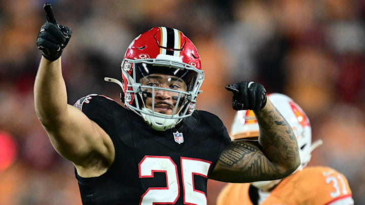 Los Falcons sacaron el triunfo con un gol de campo en los últimos segundos.