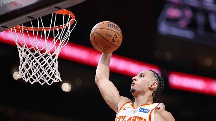 Los Hawks traspasaron a Zaccharie Risacher a los Mavericks después de que fuera la primera elección del draft de 2024. Los Hawks traspasaron a Zaccharie Risacher a los Mavericks después de que fuera la primera elección del draft de 2024.