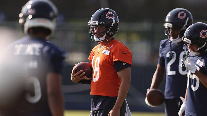 Caleb Williams, quien fue la primera elección del draft 2024, busca dar un paso adelante más en su segunda temporada. Caleb Williams, quien fue la primera elección del draft 2024, busca dar un paso adelante más en su segunda temporada.