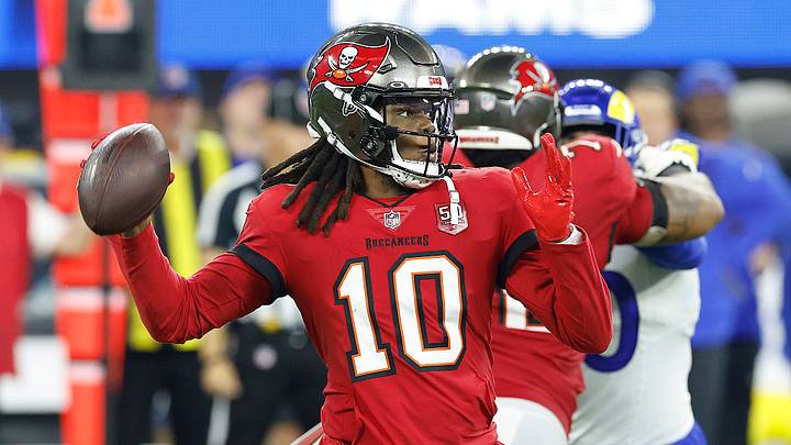 Teddy Bridgewater anuncia su retiro definitivo. Teddy Bridgewater anuncia su retiro definitivo.