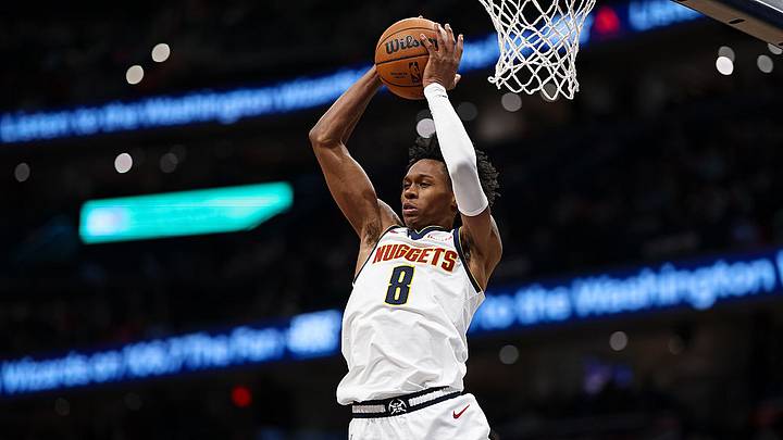 Peyton Watson sigue siendo agente libre restringido en medio de las negociaciones estancadas con los Nuggets. Peyton Watson sigue siendo agente libre restringido en medio de las negociaciones estancadas con los Nuggets.