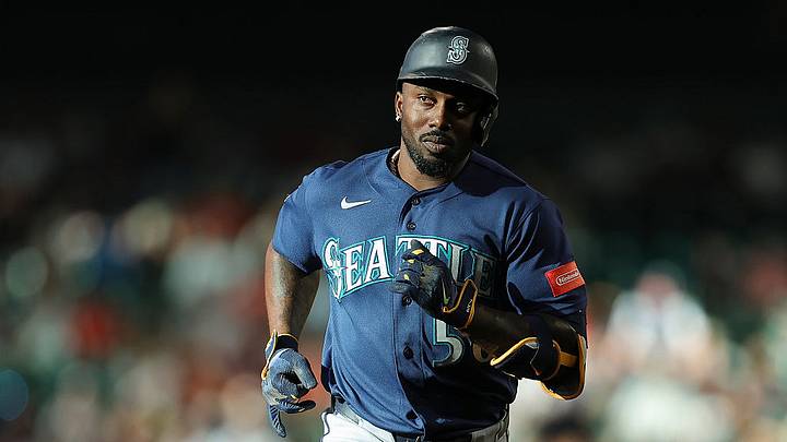 El jardinero de los Mariners, Randy Arozarena, se convertirá en agente libre tras la temporada 2026. El jardinero de los Mariners, Randy Arozarena, se convertirá en agente libre tras la temporada 2026.