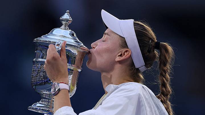 Rybakina derriba a Sabalenka en el US Open y apuntala su nuevo reinado. Rybakina derriba a Sabalenka en el US Open y apuntala su nuevo reinado.