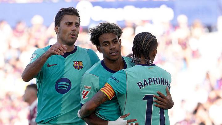Lamine Yamal lidera el triunfo del Barça ante el Levante. Lamine Yamal lidera el triunfo del Barça ante el Levante.
