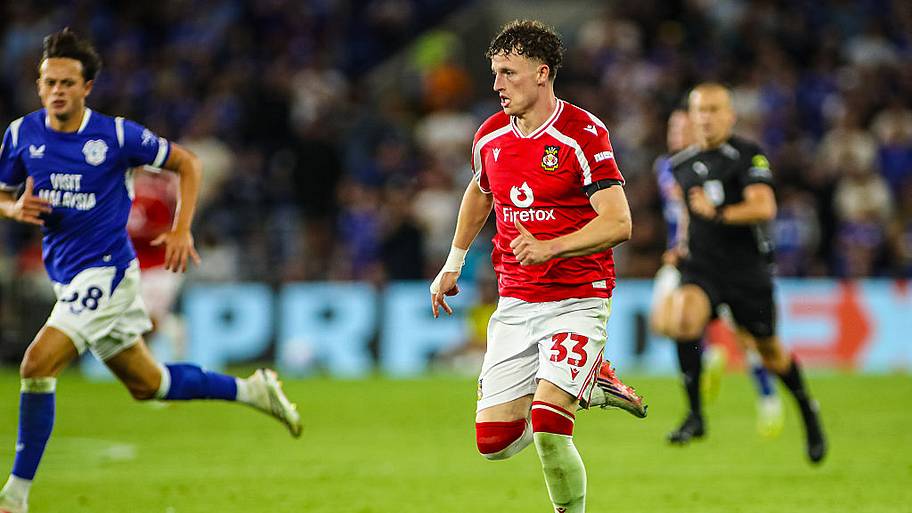 Nathan Broadhead of Wrexham during the Sky Bet Championship match between Cardiff City and Wrexham at Cardiff City Stadium.