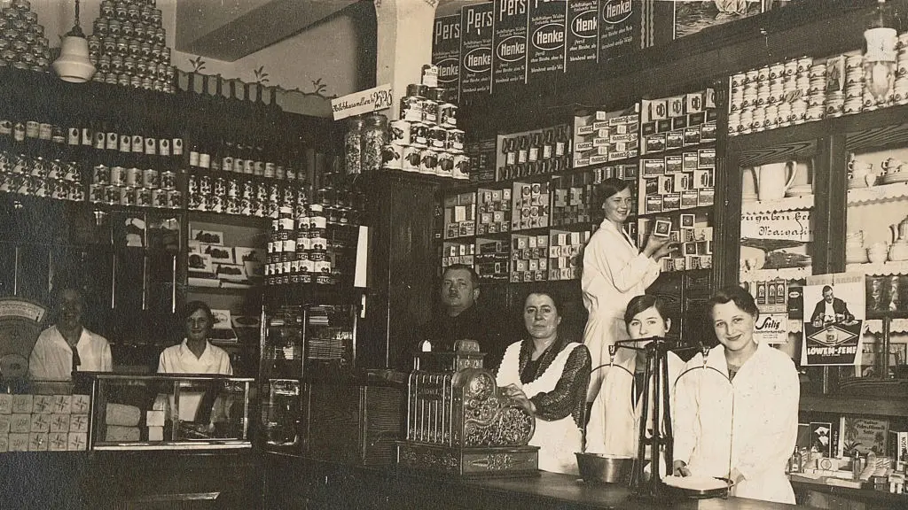 Early photo of Aldi