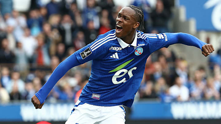 FBL-FRA-LIGUE1-STRASBOURG-SAINT-ETIENNE