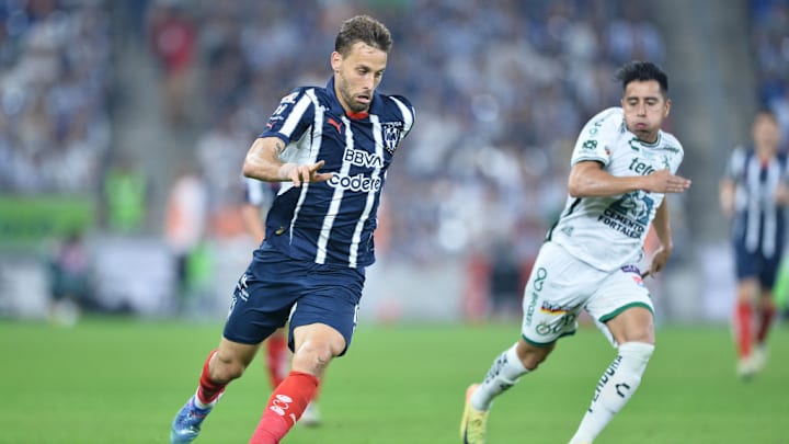 Sergio Canales, Luciano Cabral