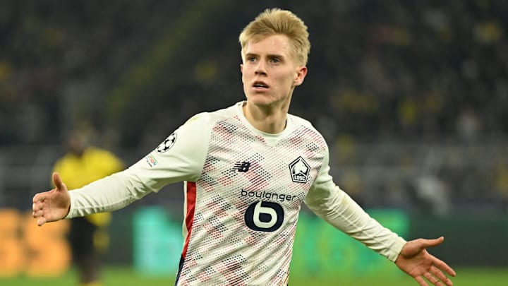 TOPSHOT-FBL-EUR-C1-DORTMUND-LILLE