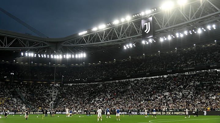Juventus FC v Parma Calcio 1913 - Serie A