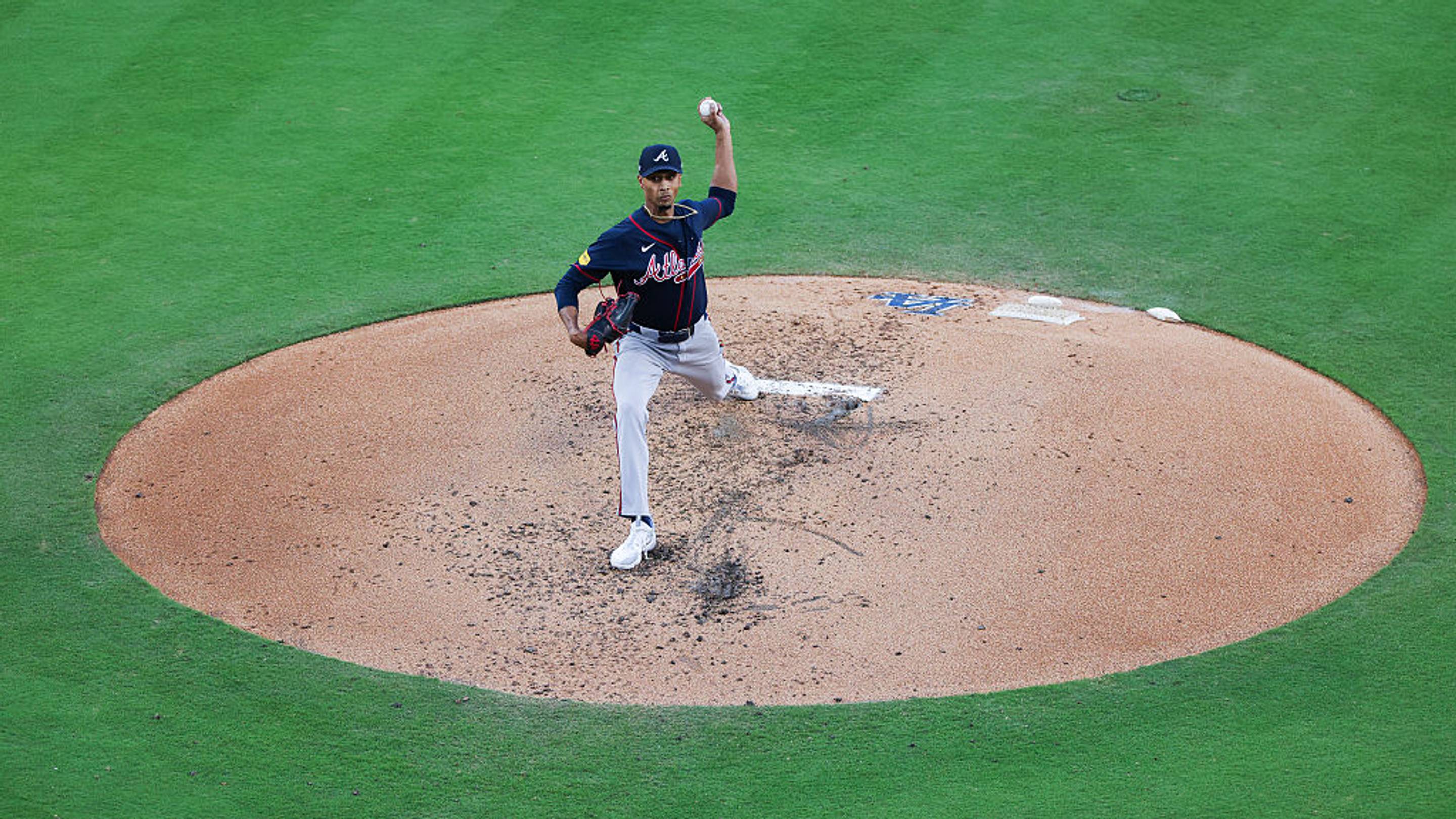 Bravos de Atlanta: Un pitcher que fue cajero del 7-Eleven y el juego de bullpen que silenció a los Dodgers