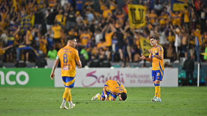 Tigres UANL v Cruz Azul - CONCACAF Champions Cup