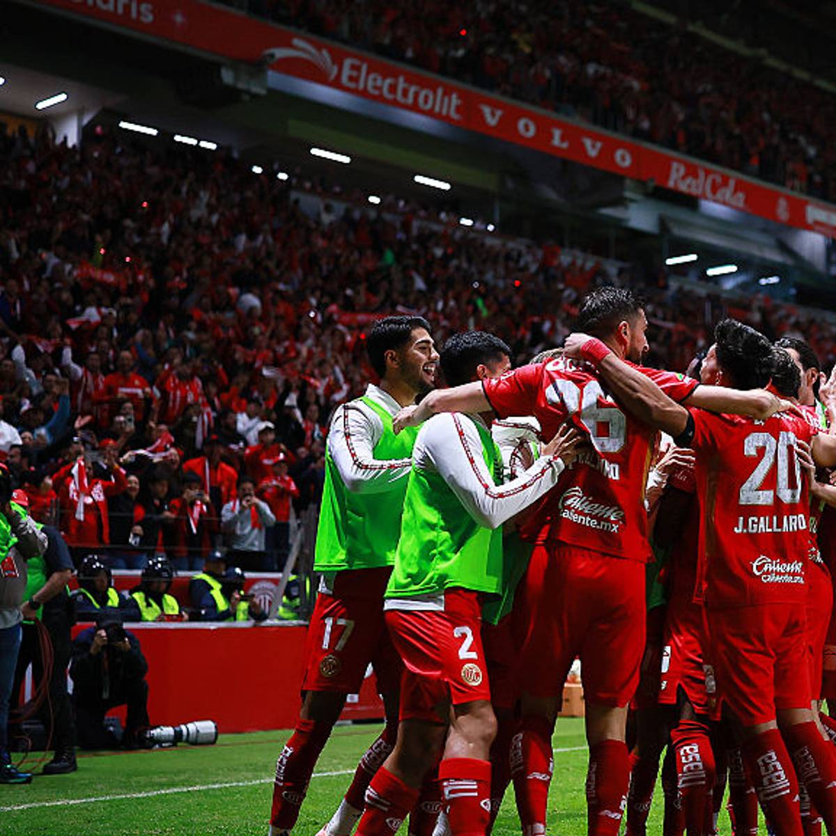 Image for Once títulos de Toluca; once historias de éxito