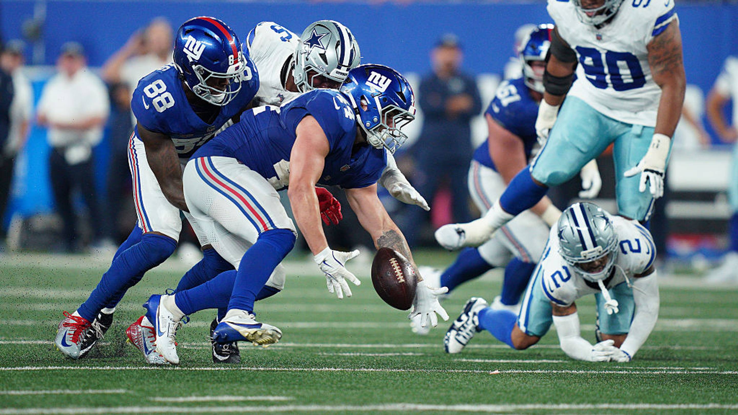 Los Giants apagan a Dallas: Jaxson Dart castiga a los Cowboys en el primer Sunday Night Football de la temporada