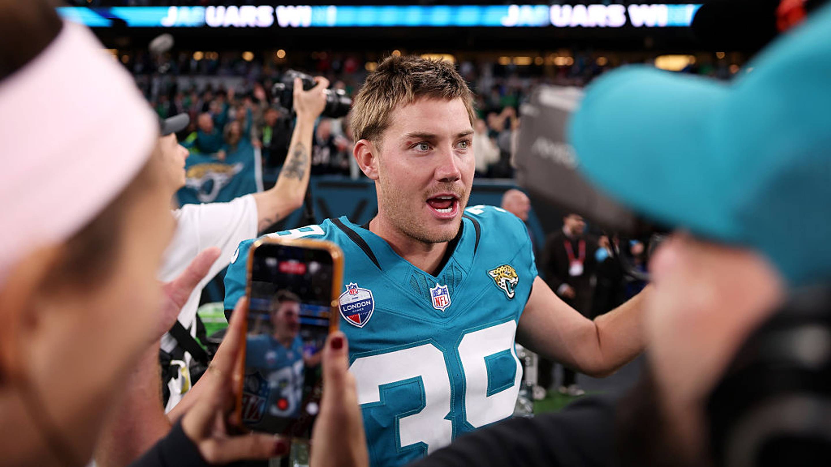 Jaguars sorprenden a los Eagles, Vikings y 49ers siguen invictos y la NFL registra su primer empate de 2026