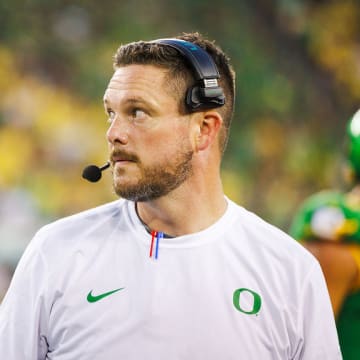 Oregon Ducks coach Dan Lanning locker room speech