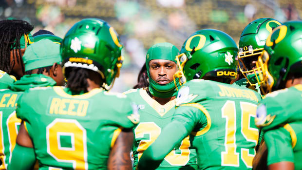 Oregon Ducks uniforms