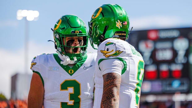 Oregon Ducks quarterback Dillon Gabriel vs. Oregon State Beavers