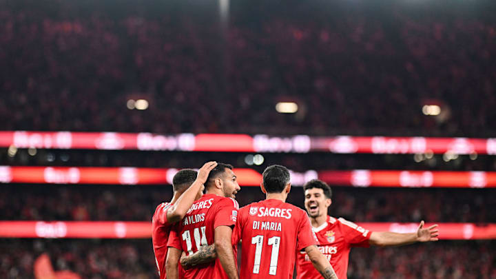 FBL-POR-LIGA-BENFICA-ESTORIL