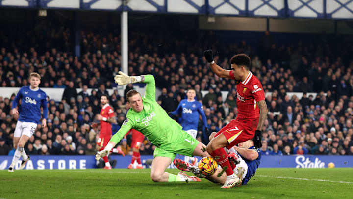 Jordan Pickford, Luis Diaz